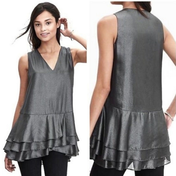 Banana Republic Ruffle Top - Picture 2 of 4